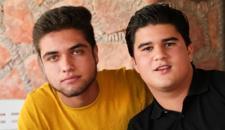  Rafael Piñero y P.J. Piñero.