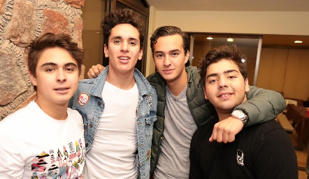 Santi de Alba, Juan Pablo Chevaile, Mario Siller y Juan Pablo Payán.