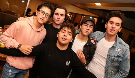 Diego Trujillo, Mateo Guerra, Juan Pablo Payán, Juan Pablo Bocard y Juan Pablo Chevaile.