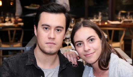  Daniel Estrada y Andrea Villasana.