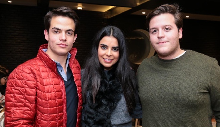  José María González, Marily Tobías y Francisco Alonso.