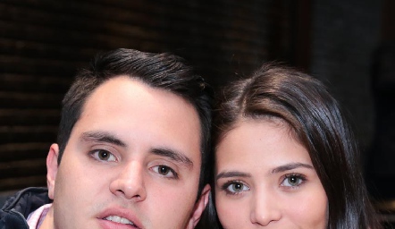  Santiago Rodríguez y Paola Ruiz.