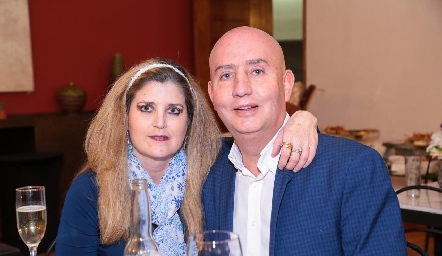  Silvia Foyo y José Zendejas, papás de la novia.