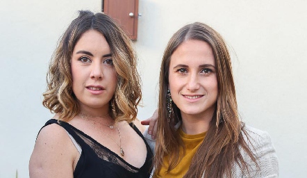  Marcela Briones y Ana María Carrillo.