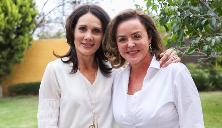  Vicky Fernández y Raquel Contreras.