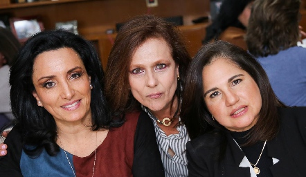  Alejandra de Luna, Martha Martínez y Margarita Martínez.
