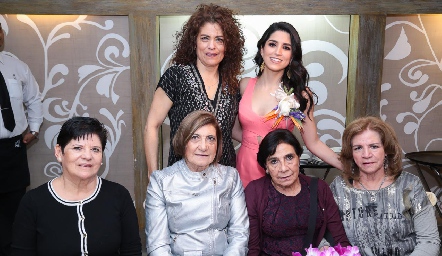  Beatriz Sánchez, Daniela González, Irene Margarita y Celina Hernández y Rosalinda Ortiz.