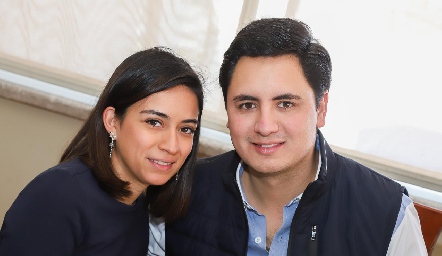  Alejandra Quezada y Alejandro Villasana.