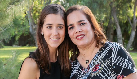  Mariana Fernández y Nena Aguirre.