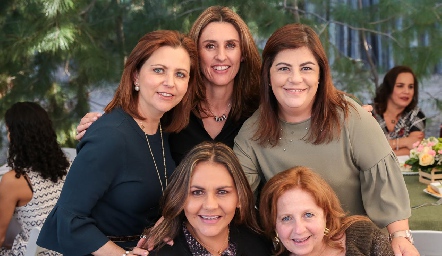  Beatriz Mena, Vero López de Lara, Begoña Cuanda, Toyita Villalobos y Gina de Gil.