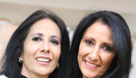  Susana y Patricia Rodríguez Ducoulumbier.