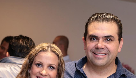  Aurora Irigoyen y Miguel Compean.