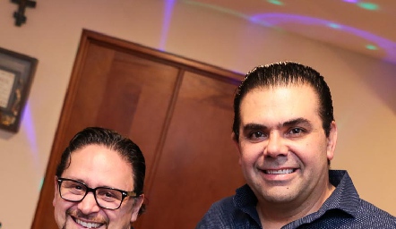  Roberto Valle y Miguel Compean.