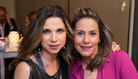  Mayra Ortega y Michelle Zarur.