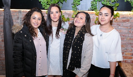 Mariana Espinosa, Talía González, Montse Espinosa y Fantina Díaz de León.