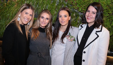  Ashley Buendía, Carla Huber, Talía González y Alejandra Yáñez.