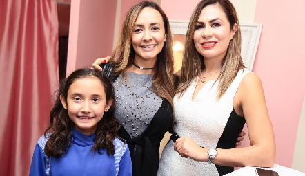  Paulina, Gaby Ruiz y Reyna Hernández.