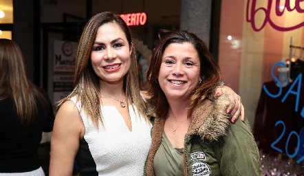  Reyna Hernández y Patricia Suárez.