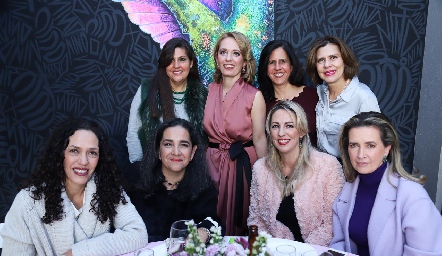  Vera Villarreal, Verónica Dávalos, Claudia Nava, Mercedes García, Cecilia Martínez, Isela Pérez, Macarena Aldao y Lucía Martínez.