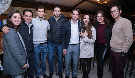  Valeria Herrera, Luis Manuel González, Salim Abud, José Luis Sánchez, Pollo Álvarez, Lore Cuadra, Clau Miranda y Marcos Del Valle.
