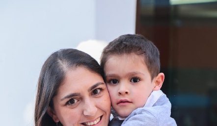  Fernanda y Sebastián García.