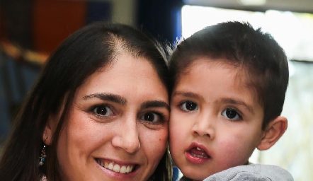  Fernanda Valdes y Fernando.