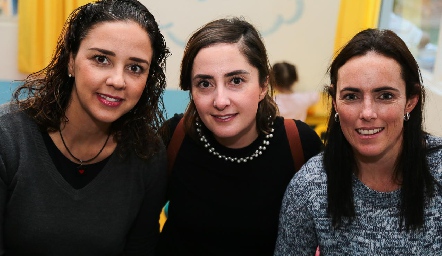  Erika Aldulcín, Gaby Pérez y Lucía Zacarías.