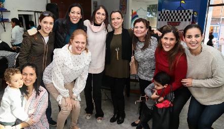  Celebrando el cumple de Sebastián.