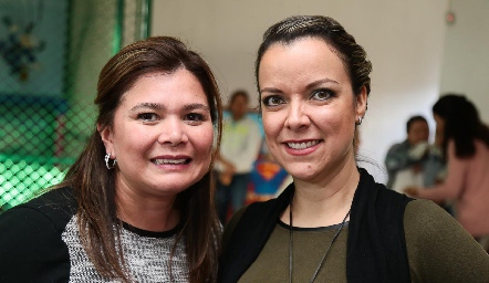  Lissette Lara y Alejandra Porta.