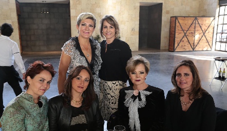 Margarita Padilla, Alejandra Medina, Sophia Rangel, Adriana Ocaña, Luz Estela Gómez y Marcela Payán.