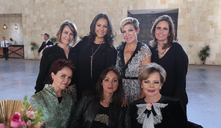  Alejandra Medina, Dulce, Margarita Padilla, Marcela Payán, Sophia Rangel, Adriana Ocaña y Luz Estela Gómez.