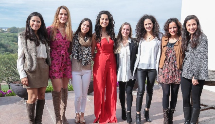  Montserrat Alcaraz, Anasty Cano, Adriana Estrada, Claudia Estrada, Fer Franco, Pau Silos, Isa Torres y Teté Mancilla.