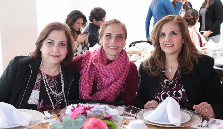  Susana, Silvia y Sabrina Gaviño.