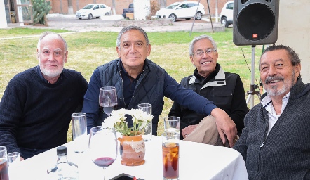  Antonio Villalba, Rafael Rueda, Joaquín Ruiz y Nicolás Pérez.