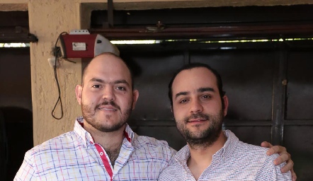  Ricardo Purata y Sergio Madrigal.