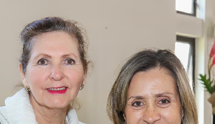  Lila Ahumada y Rocío de Sigona.