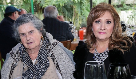  Olga Waldo de Herrán y María Luisa Herrán.
