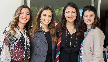  Mimí Navarro, Bárbara Cadena, Diana Villanueva y Daniela Meade.