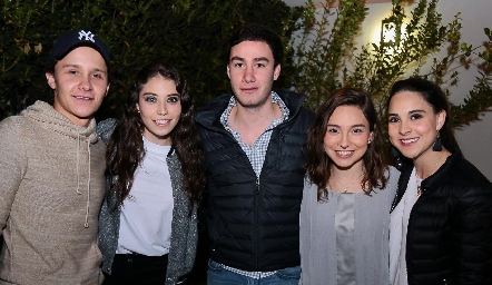  Franco Safont, Lucía Hernández, Sebastián Rodríguez, Dani y Bárbara González.
