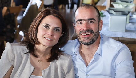  Paola Félix y Manuel González.