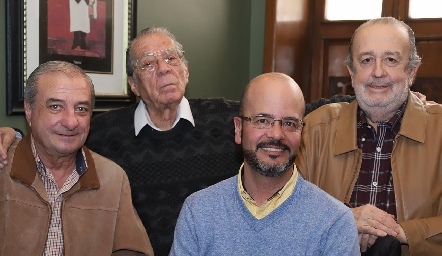 Alejandro Córdova, Pepe González, Guillermo Meade y Evaristo Lafuente.