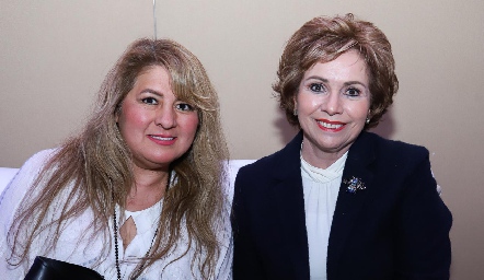  Renata Flores y Norma Risoul.