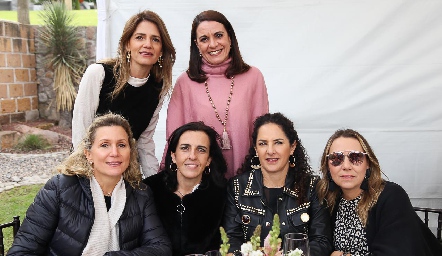  Rosy Rodríguez, Guadalupe Bárcena, Pupi García, Montse Gómez, Alejandra Meade y Roxana Serna.