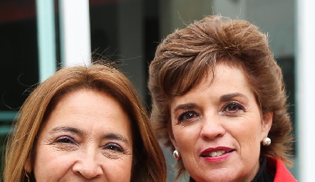  Alicia de la Rosa y Lorena Maza .