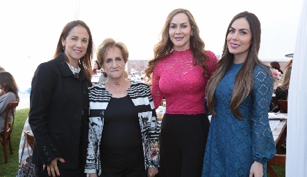  Lety Aguilar, María de la Luz Martell, Verónica Gayoso y Verónica Rivas.