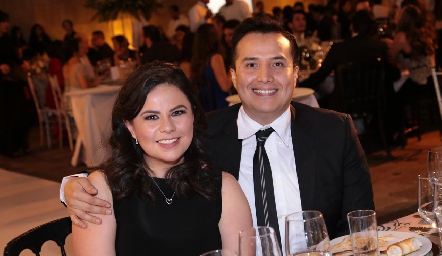  Nelson Martínez y Mariana Rosales.