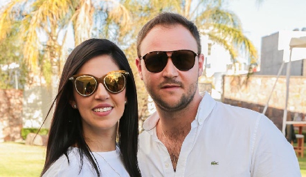  Silvia Araiza y Marco César.