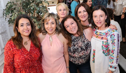 Sirenia Moreno, Maggie Portillo, Güera Valle, Anita Anaya, Nancy Fuentes y Ana Luisa Garza.