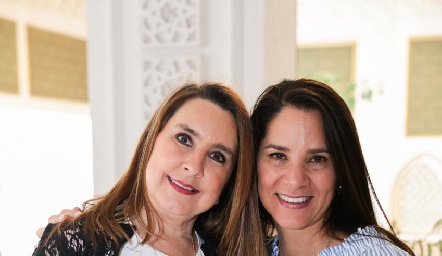  Marisol Hernández y Rebeca Reachi.