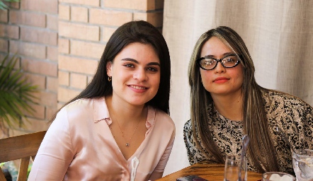   Bertha Tamez y Alejandra Zárate.